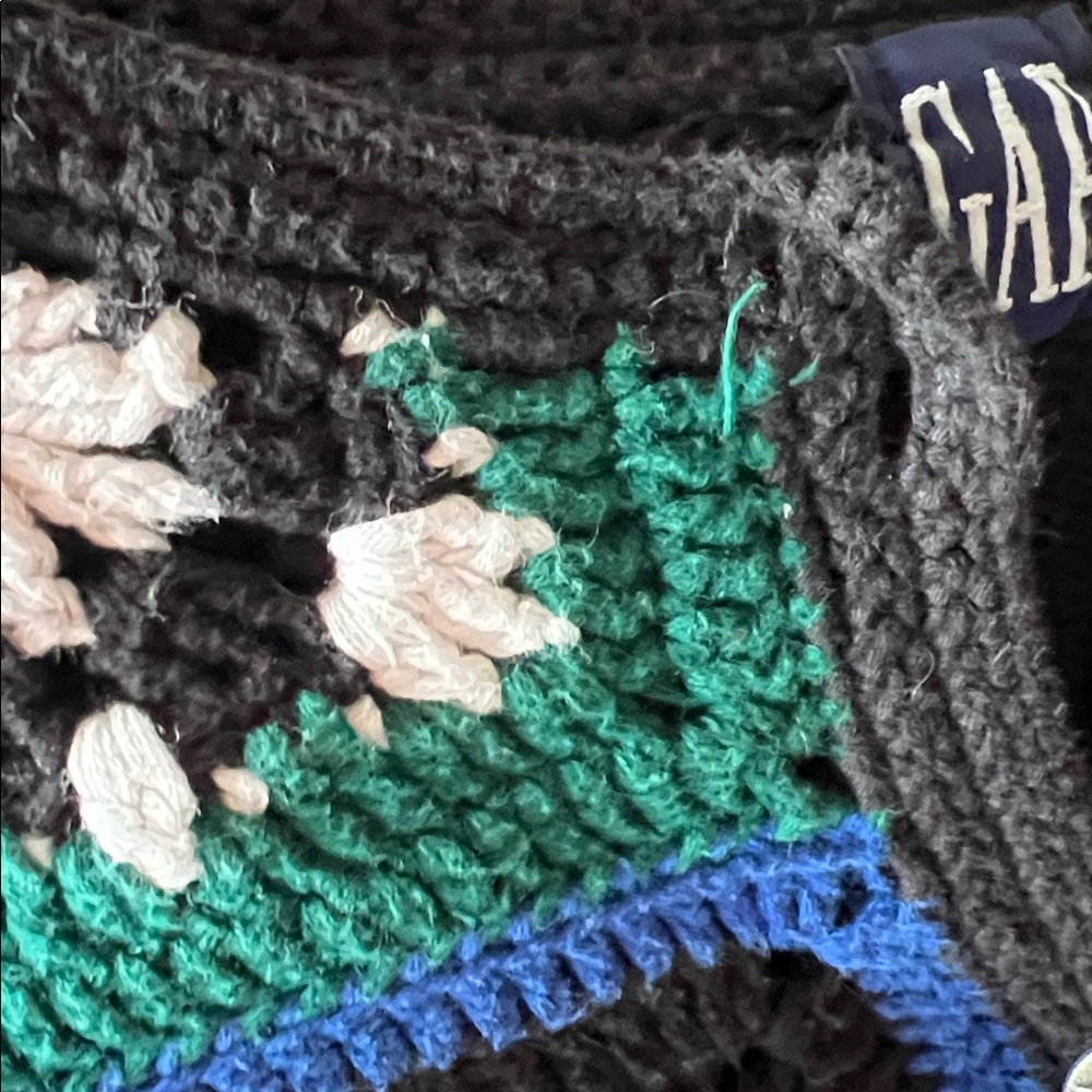 Vintage GAP 90s Grannycore Granny Square Knit Cardigan medium - Picture 5 of 5